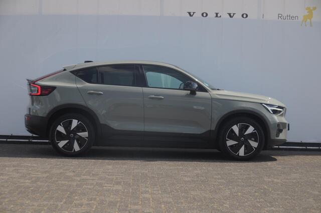 Volvo C40 252PK Automaat Single Ext. Range Plus 82 kWh / Adaptive cruise control / Pilot assist / BLIS / Stoel en stuur verwarming / Elektrische achterklep / Parkeersensoren met camera / Google infotainment / Panoramadak