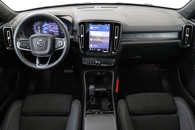 Volvo C40 RECHARGE ULTIMATE 69 kWh -PANO.DAK|HARMAN/KARDON|360°CAM|POWER-SEATS|WARMTEPOMP|TREKHAAK|19"|SoH:93%