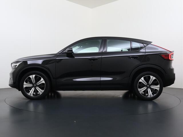 Volvo C40 Single Motor Core 70 kWh VOLVO DEALER ONDERHOUDEN| ACHTERUITRIJCAMERA| PANORAMADAK| STOEL + STUURVERWARMING| RIJKLAARPRIJS INCL. 12 MAANDEN BOVAG GARANTIE|