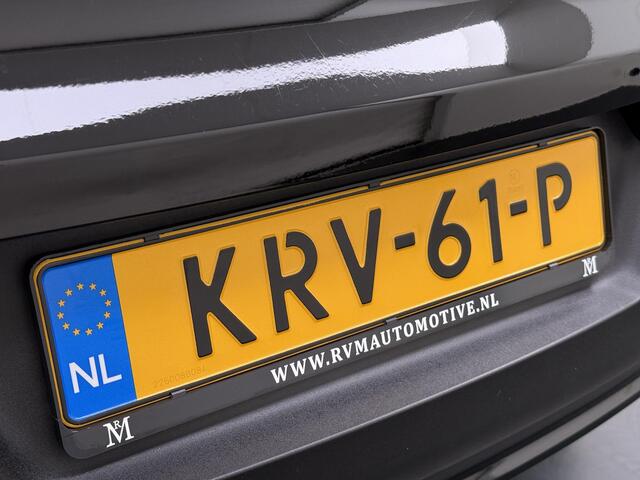 Volvo C40 Single Motor Core 70 kWh VOLVO DEALER ONDERHOUDEN| ACHTERUITRIJCAMERA| PANORAMADAK| STOEL + STUURVERWARMING| RIJKLAARPRIJS INCL. 12 MAANDEN BOVAG GARANTIE|