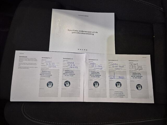 Volvo C40 SOH 90% Core 69 kWh Carplay Pano Elek.Trekhaak Camera Orig.NL Voll.Onderhouden!