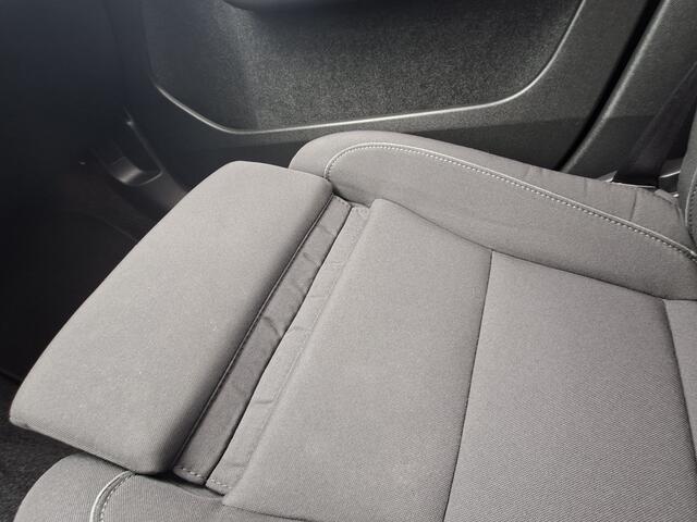 Volvo C40 SOH 90% Core 69 kWh Carplay Pano Elek.Trekhaak Camera Orig.NL Voll.Onderhouden!