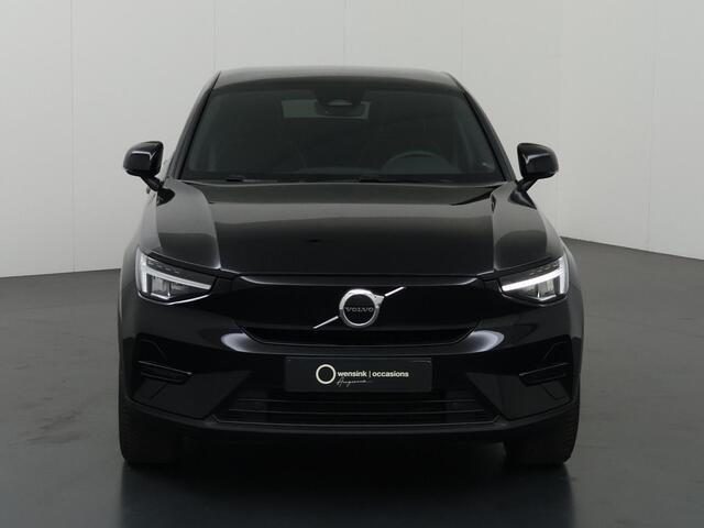 Volvo C40 Recharge Plus 69 kWh | Navigatie | Apple CarPlay/Android Auto | Comfortstoelen | DAB | Ele.achterklep | LED | Panoramadak | Sportstuur | Stuur/stoelverwarming | Warmtepomp |