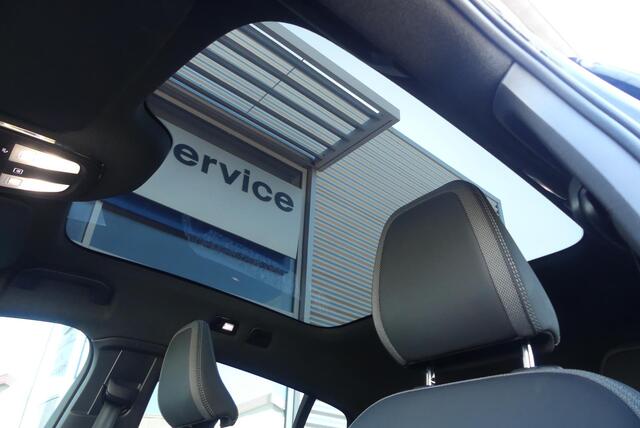 Volvo C40 Single Motor Plus 69 kWh ELEKT. TREKHAAK, PANO, LEER, WINTER PACK, ADAPT. CRUISE, CLIMA, NAVI, CAMERA, PDC V&A, APPLE CARPLAY/ANDROID AUTO, BLIS, KEYLESS, ELEKT. ACHTERKLEP, 51.771KM
