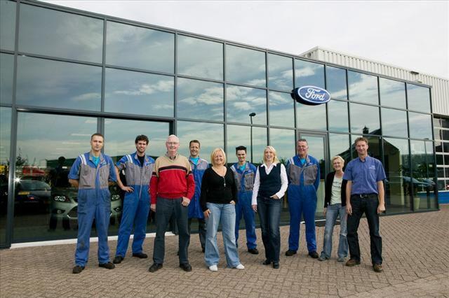 Volvo EC40 Extended Range Plus 82 kWh Privacy Glas Trekhaak