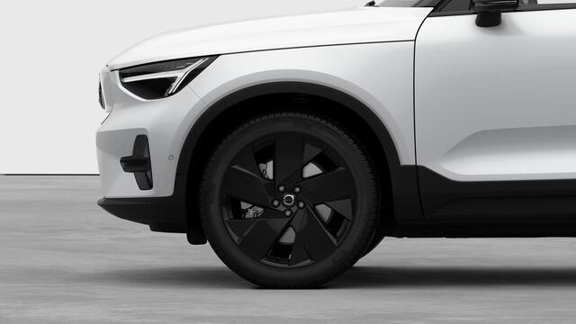 Volvo EC40 Extended Range Ultra Black Edition Elektrisch verst. best.stoel met geheugenfunctie | Visual Park Assist | Panoramadak | MicroTech / Nubuck bekleding