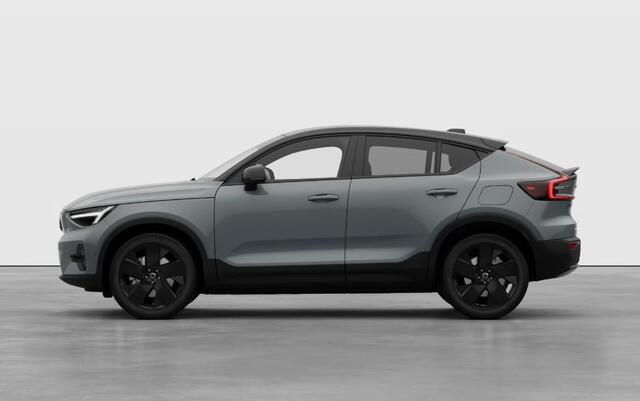 Volvo EC40 Single Motor Extended Range Ultra Black Edition | Harmon Kardon | 360 Camera | Donker Glas | Nubuck | Warmetepomp |
