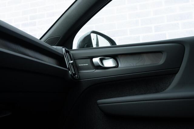 Volvo EC40 Extended Range 82 kWh Plus Black Edition | Pixel LED koplampen | 360 camera | Panoramadak | Adaptive cruise control | Stoel- en stuurwielverwarming | Harman Kardon audio | Getint glas | Warmtepomp | LED mistlampen | Google Maps navigatie |