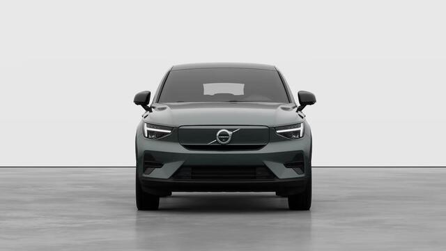 Volvo EC40 Single Motor Extended Range Plus 82 kWh |Trekhaak | Panoramadak | Keyless | Harman Kardon Audio | Elektrische Achterklep | 360 camera | Stoel-/Stuurverwarming | Adaptieve Cruise | Getint Glas | Luxe Bekleding |