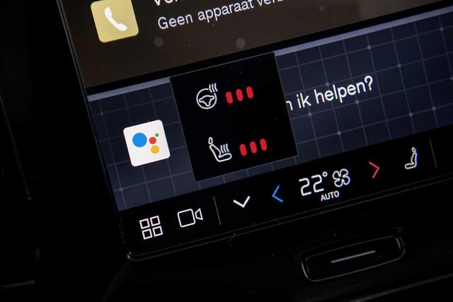 Volvo EC40 Single Motor Extended Range Ultra 82 kWh |Trekhaak | Panoramadak | Keyless | Harman Kardon Audio | Elektrische Achterklep | 360 camera | Stoel-/Stuurverwarming | Adaptieve Cruise | Pilot Assist | Getint Glas | Luxe Bekleding | 20" wielen | Elektrische sto