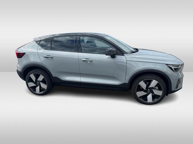 Volvo EC40 Single Motor Extended Range Ultra 82 kWh / Panoramadak / 360Camera / Harman Kardon / Keyless / 19'' / Leder&Alcantara / Stoelverwarming / DAB / Dodehoek / ACC / Warmtepomp