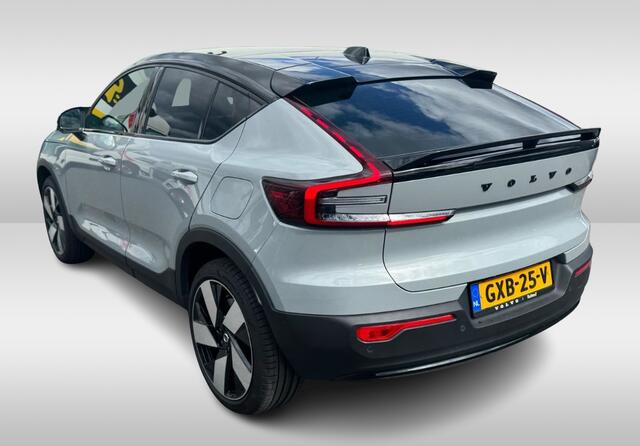 Volvo EC40 Single Motor Extended Range Ultra 82 kWh / Panoramadak / 360Camera / Harman Kardon / Keyless / 19'' / Leder&Alcantara / Stoelverwarming / DAB / Dodehoek / ACC / Warmtepomp