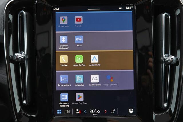 Volvo EC40 Performance Ultra Dark 82 kWh - Panoramadak - IntelliSafe Assist & Surround - 360º Camera - Harman/Kardon audio - Verwarmde voorstoelen, stuur & achterbank - Parkeersensoren voor & achter - Elektr. bedienb. voorstoelen met geheugen links - Draadloze tel.