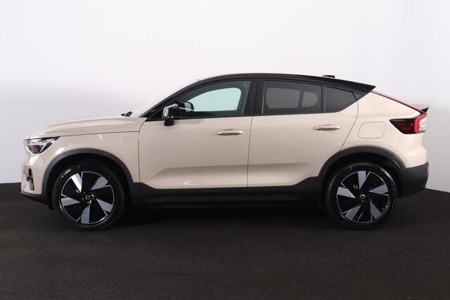 Volvo EC40 Performance Ultra 82 kWh - Panoramadak - IntelliSafe Assist & Surround - 360º Camera - Harman/Kardon audio - Verwarmde voorstoelen, stuur & achterbank - Parkeersensoren voor & achter - Elektr. bedienb. voorstoelen met geheugen links - Draadloze tel. lader