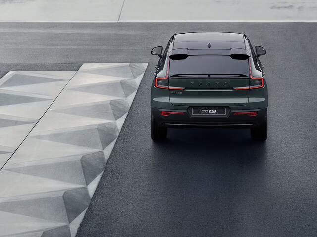 Volvo EC40 Single Motor Extended Range Ultra Europa 82 kWh | Vanaf ¤47,495