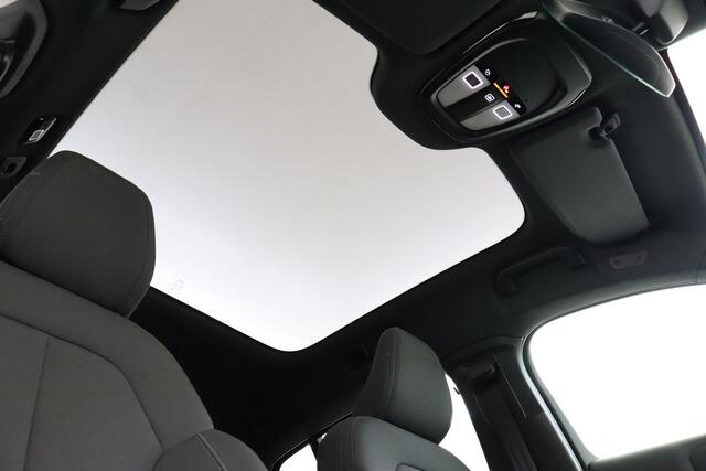 Volvo EC40 SINGLE MOTOR PLUS BLACK EDITION 70 kWh -PANO.DAK|HARMAN/KARDON|360°CAM|KEY-LESS|CLIMATE|20"|SoH:96%