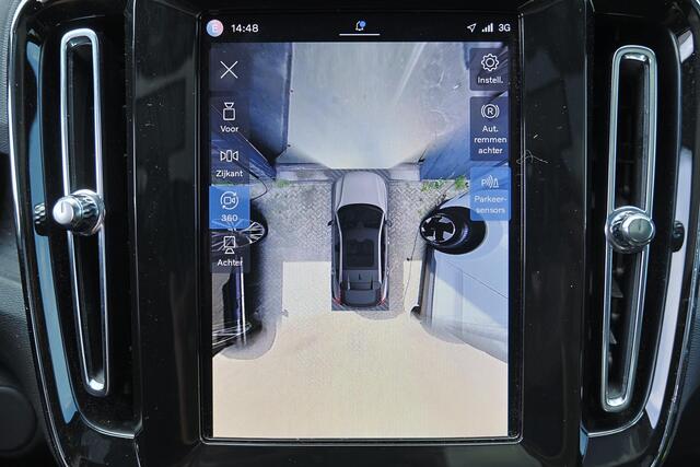 Volvo EC40 Extended Range Ultra 82 kWh - Panoramadak - IntelliSafe Assist & Surround - 360º Camera - Harman/Kardon audio - Verwarmde voorstoelen, stuur & achterbank - Parkeersensoren voor & achter - Elektr. bedienb. voorstoelen met geheugen links - Warmtepomp - Extr