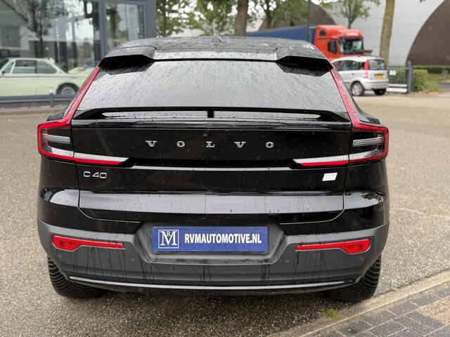 Volvo EC40 Recharge Plus 69 kWh VOL OPTIES| ELEKTRISCHE ACHTERKLEP| DEALER ONDERHOUDEN| RIJKLAARPRIJS| WARMTEPOMP + STOEL STUURVERWARMING| CAMERA|