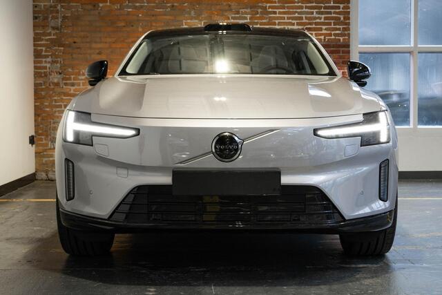 Volvo ES90 Single Motor Ext. R. Ultra Launch Edition 92 kWh Luchtvering | Elektrochromatisch panoramadak | Geventileerde voor- en achterstoelen | Bowers & Wilkins | Pilot assist | 22 inch. lichtmetalen velgen | Stoel- /stuurwielverwarming | Verwarmde achterbank