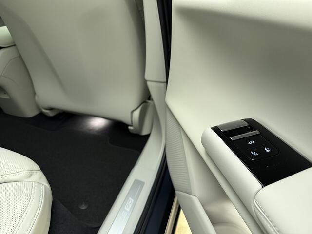 Volvo ES90 Extended Range Ultra / Direct Leverbaar / GEEN LiDAR / MY26 / Luchtvering / 22'' / Pilot Assist / Chrome Pack / Geventileerd Blond Nappaleer / Getint Glas /