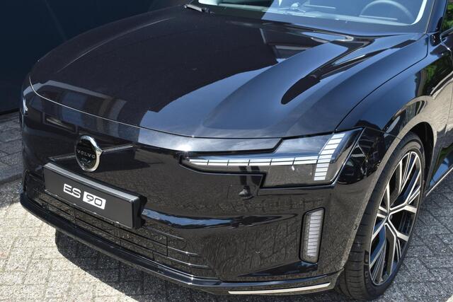 Volvo ES90 Single Motor Extended Range Ultra | DEMO DEAL | Bowers & Wilkins Premium Audio | 92kWu Accupakket | Luchtvering | Geventileerde Voor + Achterstoelen | Elektrochromatisch Panoramadak | 360° Camera | BLIS | Adaptieve Cruise Control | 22 inch Lichtmetalen velgen | Stoel-/Stuurwielverwarming |