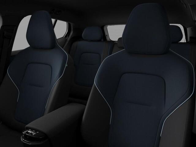 Volvo EX30 Extended Range Ultra 69 kWh | Getinte Ramen | nieuw uit voorraad | Gratis laadpaal!