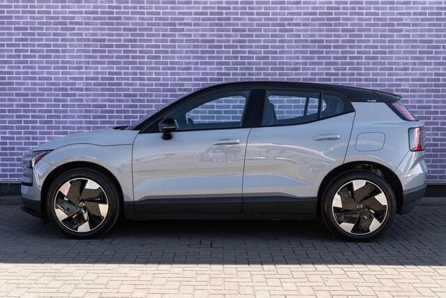 Volvo EX30 Twin Motor Performance Ultra AWD | Panoramadak | Trekhaak | 360 Camera | Elektr. stoelverstelling | Harman Kardon | Keyless | Warmtepomp | Adaptive Cruise