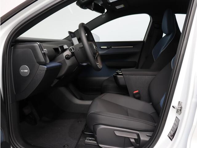 Volvo EX30 Single Motor Extended Range Plus 69 kWh / 20" / Keyless / Elektrisch Bedienbare Achterklep / Harman Kardon / Pilot Assist / Adaptive Cruise /