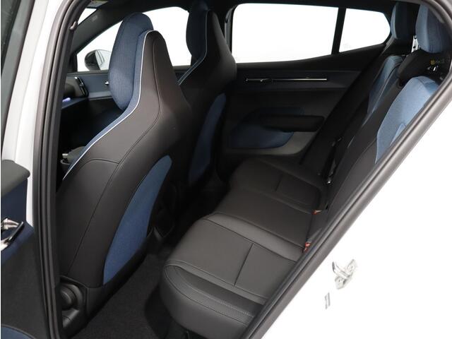 Volvo EX30 Single Motor Extended Range Plus 69 kWh / 20" / Keyless / Elektrisch Bedienbare Achterklep / Harman Kardon / Pilot Assist / Adaptive Cruise /