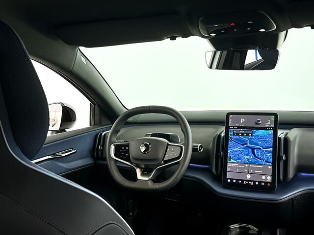 Volvo EX30 Single Motor Extended Range Plus 69 kWh | Stoel- en stuurverwarming | Harman Kardon | Parkeercamera