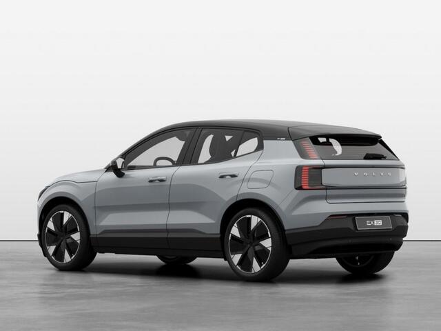 Volvo EX30 Extended Range Plus 20 inch Aero wielen | Privacy Glas | Stoel/stuur verwarming | nieuw uit voorraad |