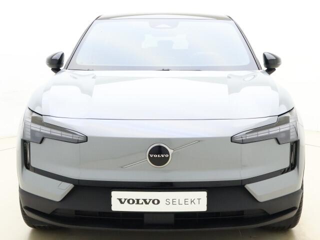 Volvo EX30 Extended Range Plus 69 kWh / Stoel + Stuurw. Verwarming / El. Achterklep / Adapt. Cruise / BLIS / PDC + Camera /