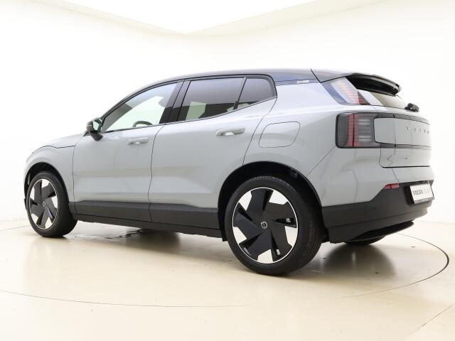 Volvo EX30 Extended Range Plus 69 kWh / Stoel + Stuurw. Verwarming / El. Achterklep / Adapt. Cruise / BLIS / PDC + Camera /