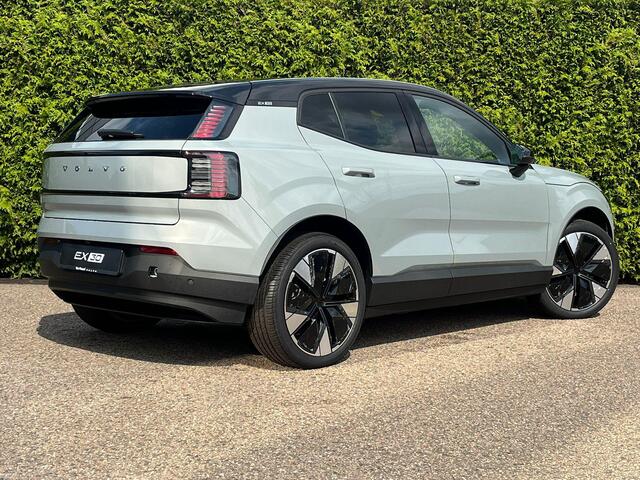 Volvo EX30 Single Motor Extended Range Plus 69 kWh | Climate Pakket | Harman/Kardon | 20'' | Nieuw uit Voorraad |