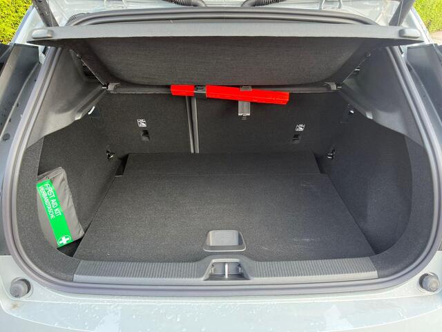 Volvo EX30 Single Motor Extended Range Plus 69 kWh | Climate Pakket | Harman/Kardon | 20'' | Nieuw uit Voorraad |