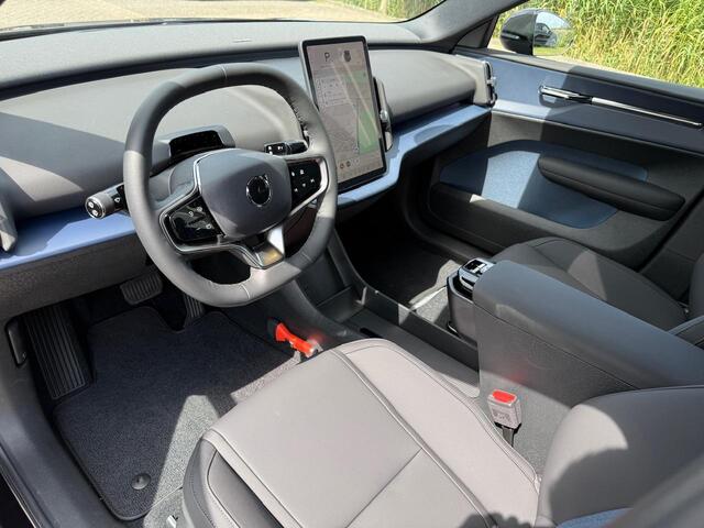 Volvo EX30 Single Motor Extended Range Plus 69 kWh