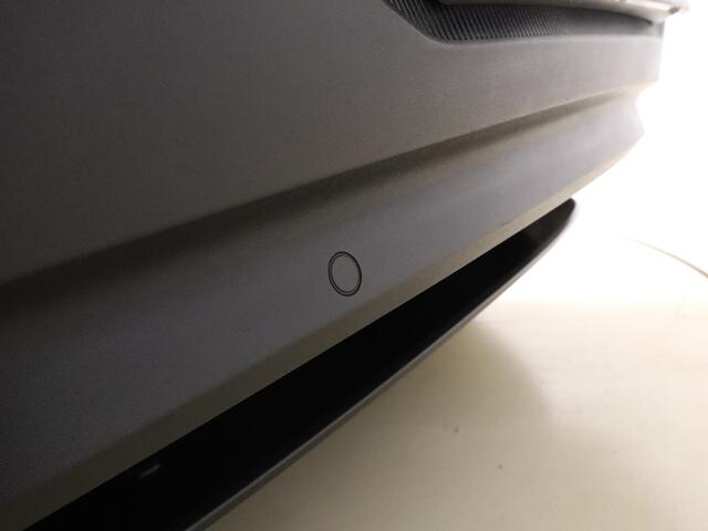 Volvo EX30 Single Motor Extended Range Plus 69 kWh | Verw. Stoel/Stuurwiel | H&K Audio | Adapt. Cruise | Camera | El. Achterklep