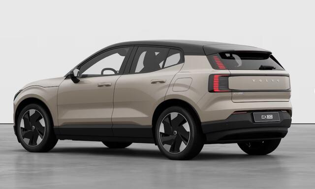 Volvo EX30 272PK Automaat Single Motor Ext. Range Plus Europa / Elektrische stoelen met geheugen / Stoel - en stuurwielverwarming / Harman Kardon audio / Elektrische achterklep / Keyless entry / Adaptieve Cruise Control / BLIS / Dodehoek Detectie / Parkeersensoren v