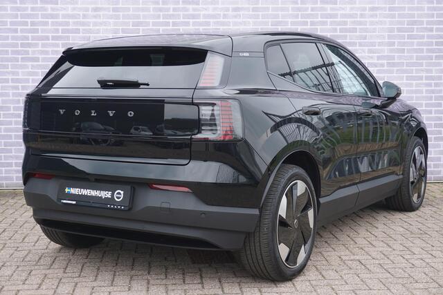 Volvo EX30 Single Motor Extended Range Plus 69 kWh | Trekhaak | Adaptive cruise controle | Google | Harman/Kardon | Stoel / Stuur verwarming |