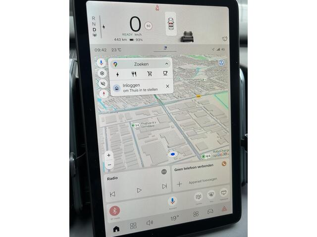 Volvo EX30 Single Motor Extended Range Ultra 69 kWh / Panoramadak / 360 Camera / Harman Kardon / Extra getint Glas / Elektrische Stoelen / Keyless / BLIS /