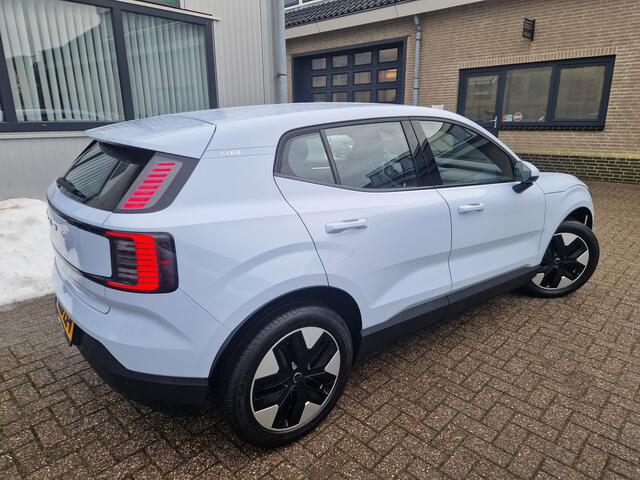 Volvo EX30 Single Motor Extended Range Core 69 kWh CLOUD BLUE 9.559 KM!
