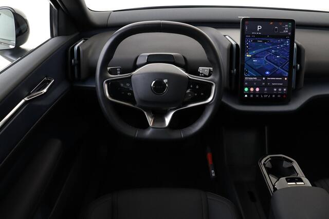 Volvo EX30 SINGLE MOTOR EXTENDED RANGE ULTRA 69 kWh PANO.DAK|HARMAN/KARDON|360°CAM|AUT.INPARKEREN|CLIMATE|20"|PRIVACY.GLAS|TREKHAAK