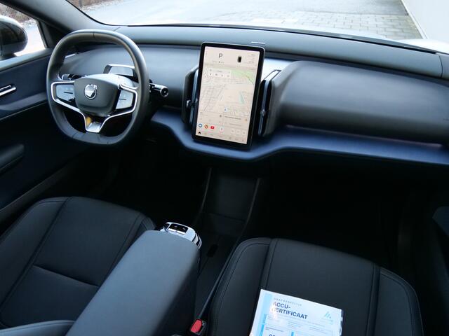 Volvo EX30 Single Motor Extended Range Ultra 69 kWh 272 Pk Automaat Navi / Pano-dak / Leer / 2 x Camera / DAB / Apple Carplay / SOH 98,6 %