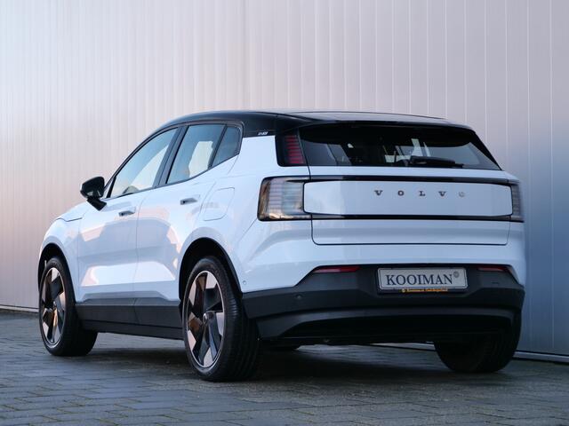 Volvo EX30 Single Motor Extended Range Ultra 69 kWh 272 Pk Automaat Navi / Pano-dak / Leer / 2 x Camera / DAB / Apple Carplay / SOH 98,6 %