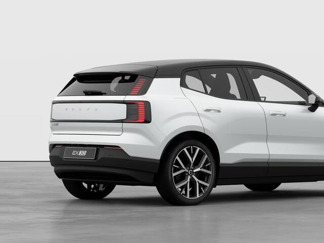 Volvo EX30 Single Motor Extended Range Plus 69 kWh Automaat, Pilot assist, BLIS, Stoelverwarming, Stuurverwarming, 20 inch wielen, 17% bijtelling, kenteken 2025