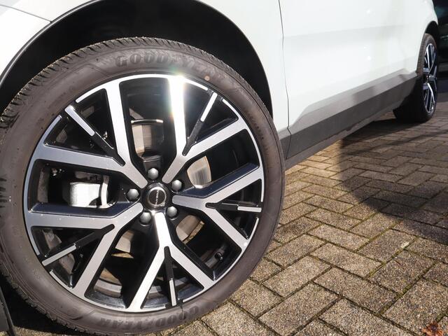 Volvo EX30 Single Motor Extended Range Plus 69 kWh | 20" velgen | Stoel/stuurverwarming | Bijtelling 2025 |