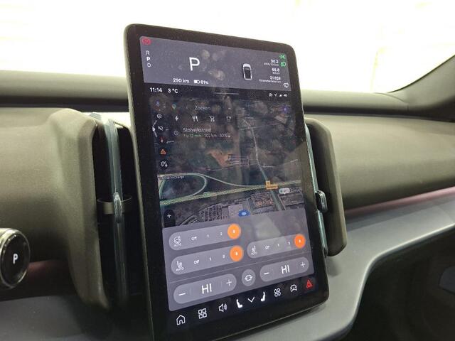 Volvo EX30 Single Motor Extended Range Plus 69 kWh | 20" LM Velgen | Camera | Stuur + Stoel verwarming | Harman/Kardon | Google | Keyless Entry + Drive |