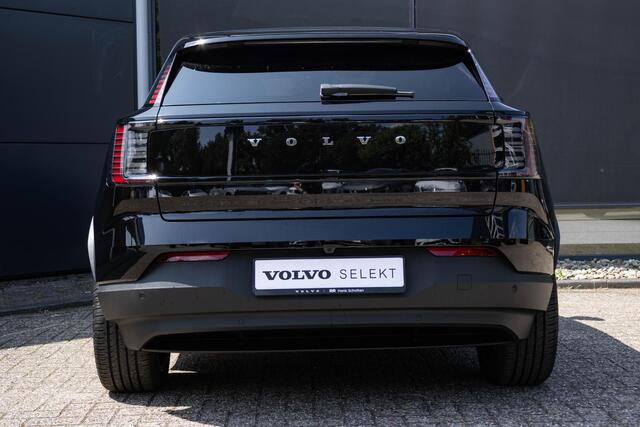 Volvo EX30 Single Motor Extended Range Plus 69 kWh | Harman Kardon Premium Audio | Keyless Entry | Adaptieve cruise control | Achteruitrijcamera | Parkeersensoren Voor en Achter | Donker Getint Glas | Pilot Assist |