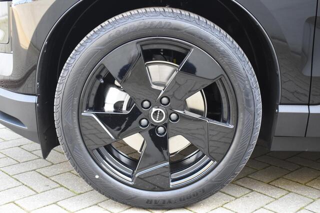 Volvo EX30 272PK Single Motor Extended Range Europa Black Edition 69 kWh / Adaptive Cruise control / Extra getint glas / Climate Pack / Achteruitrijcamera / Elektrisch verstelbare stoelen / Parkeersensoren V+A
