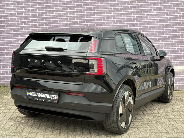 Volvo EX30 Single Motor Extended Range Plus 69 kWh | Camera | Adaptieve Cruise Control | Climate | Carplay | Keyless | Warmtepomp | Elektrisch Bedienbare Achterklep |